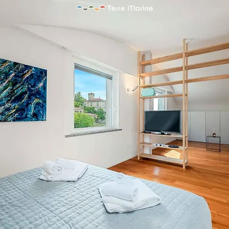 Bay View Home, Terremarine Apartment *