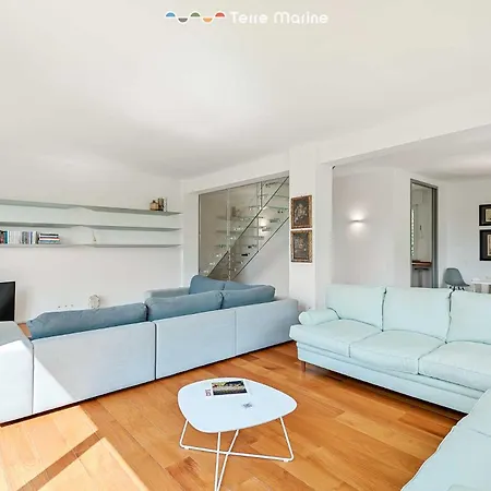 Apartment Bay View Home, Terremarine