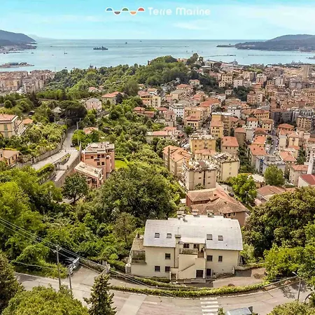 Bay View Home, Terremarine * לה ספציה
