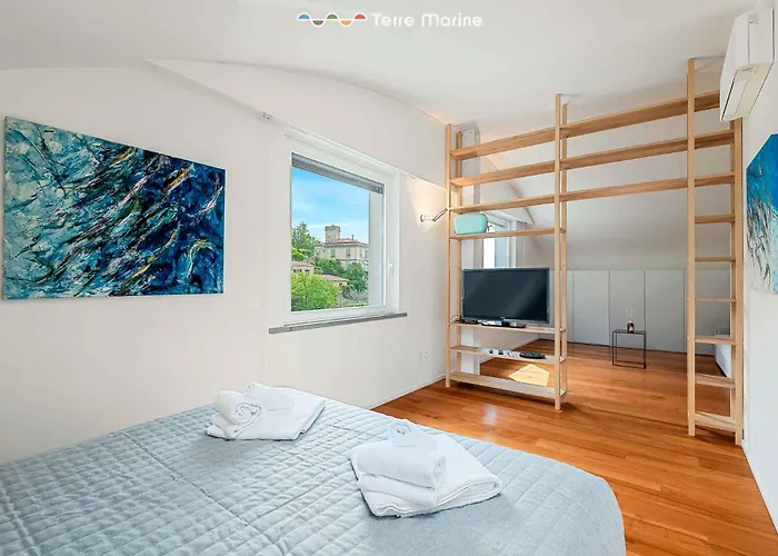 Bay View Home, Terremarine Apartment *